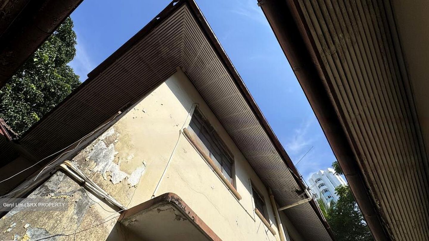 Mountbatten Road (D15), Detached #495719041